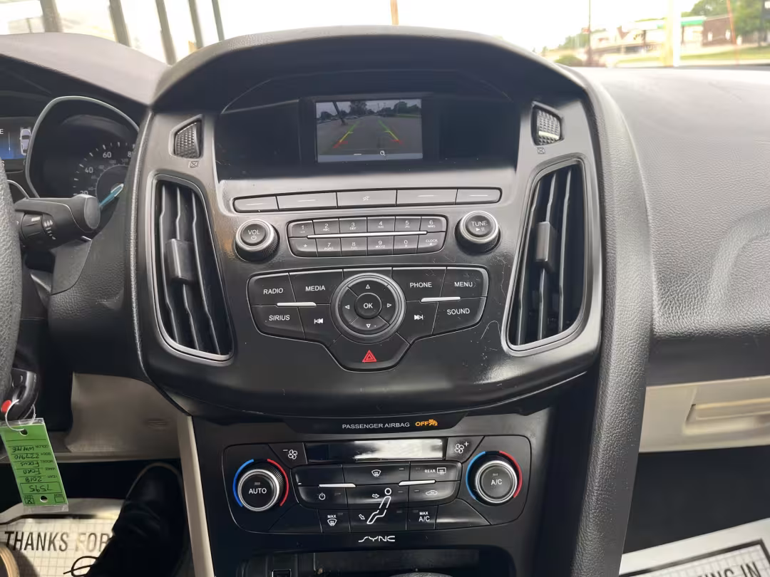 2018 Ford Focus - 1FADP3FE0JL227910 - Image #8