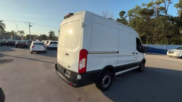 2018 Ford Transit - 1FTYE1CM3JKA28776 - Image #4