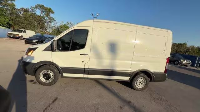 2018 Ford Transit - 1FTYE1CM3JKA28776 - Image #5