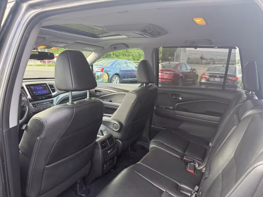 2018 Honda Pilot - 5FNYF6H83JB033527 - Image #24