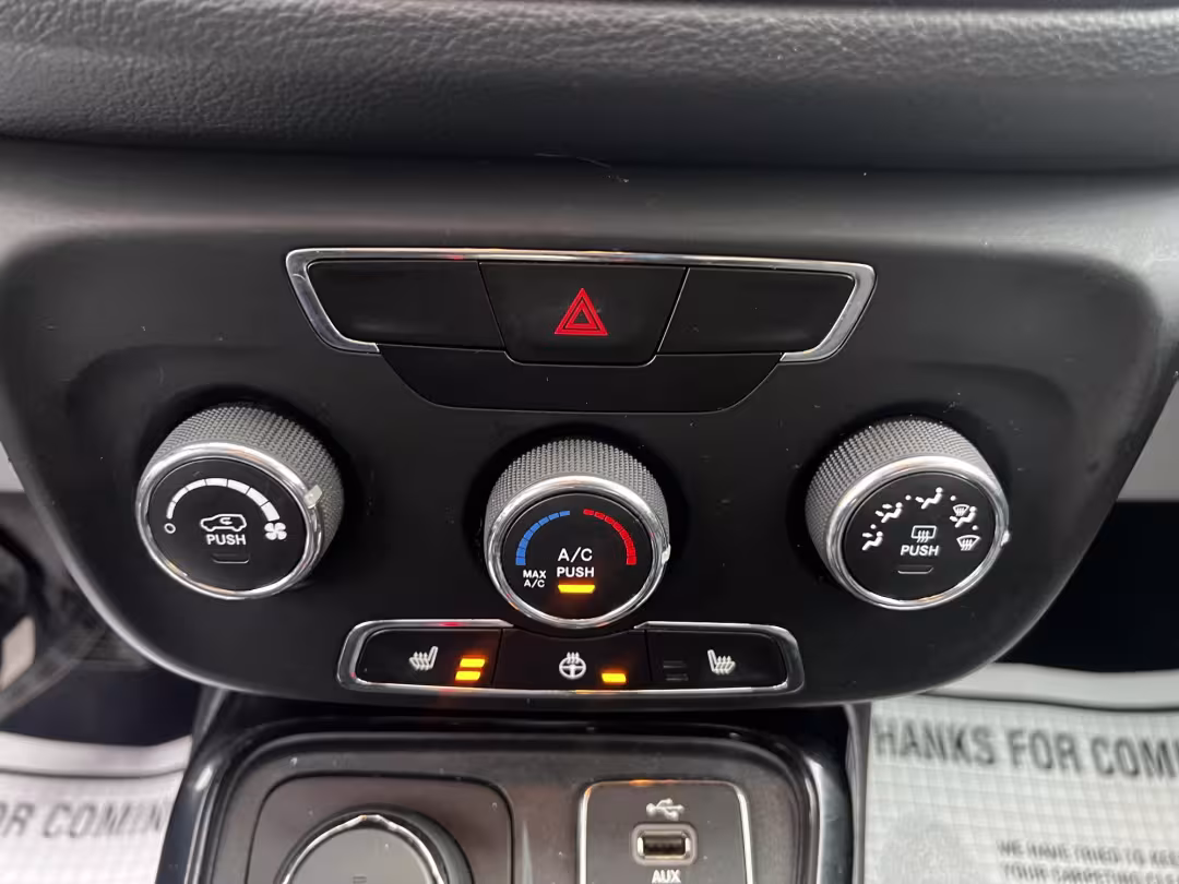 2018 Jeep Compass - 3C4NJDBB2JT320515 - Image #11