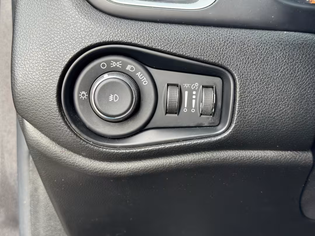 2018 Jeep Renegade - ZACCJABB3JPJ35898 - Image #15