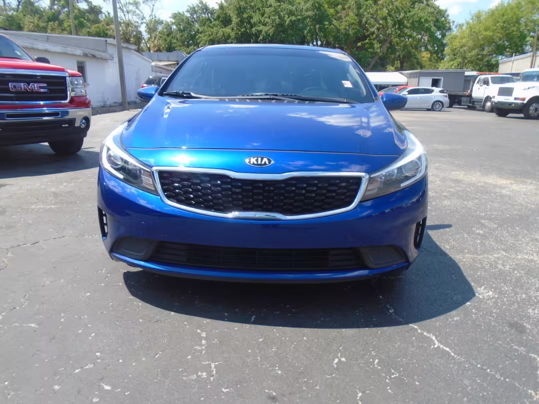 2018 Kia Forte - 3KPFL4A72JE247596 - Image #1