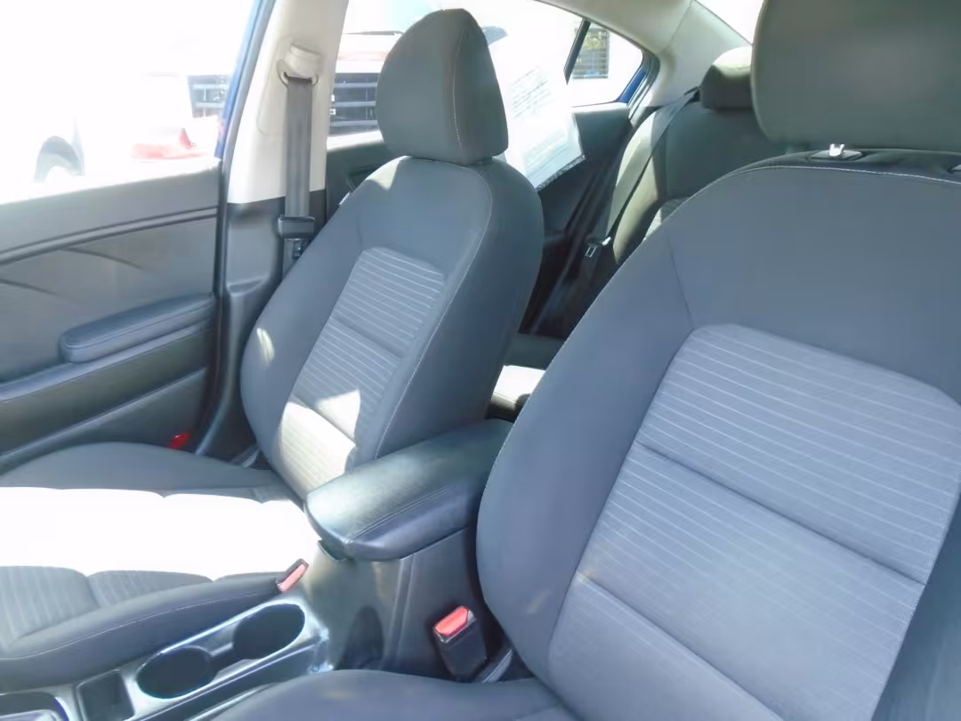 2018 Kia Forte - 3KPFL4A72JE247596 - Image #10