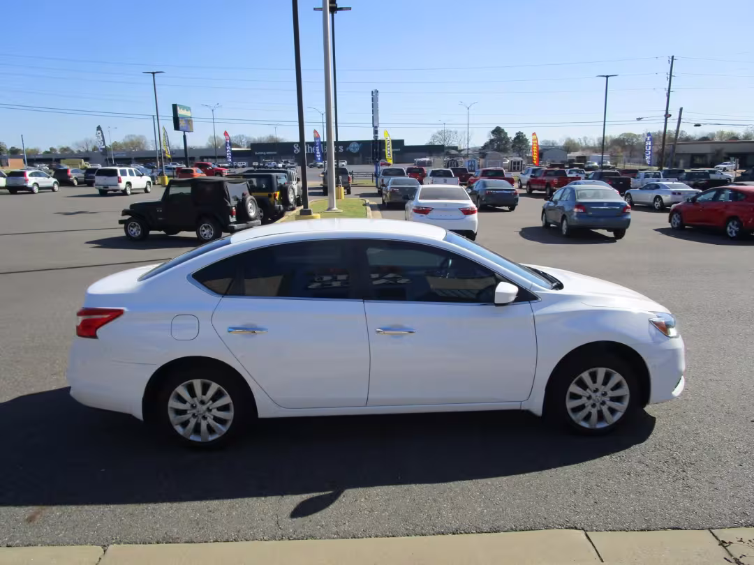 2018 Nissan Sentra - 3N1AB7AP2JY338481 - Image #2