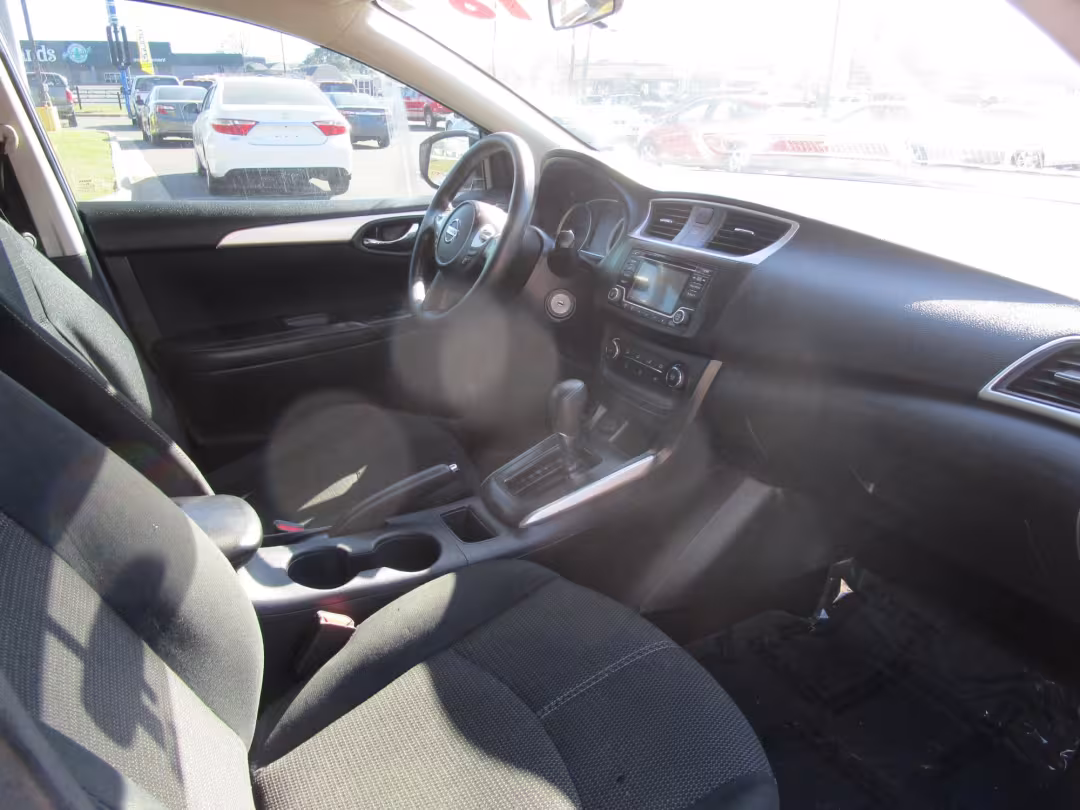 2018 Nissan Sentra - 3N1AB7AP2JY338481 - Image #5