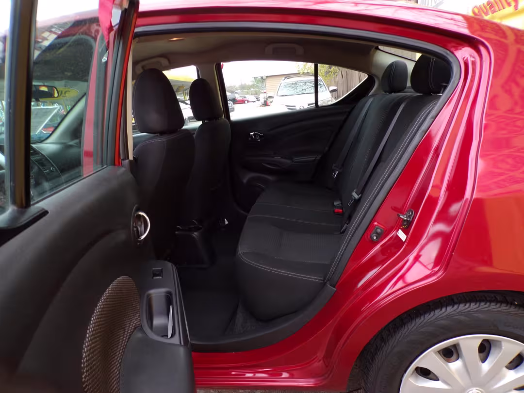 2018 Nissan Versa - 3N1CN7AP5JL851267 - Image #11