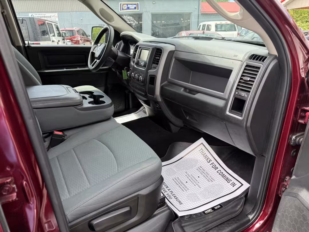 2018 Ram 1500 - 1C6RR7FT6JS200773 - Image #26