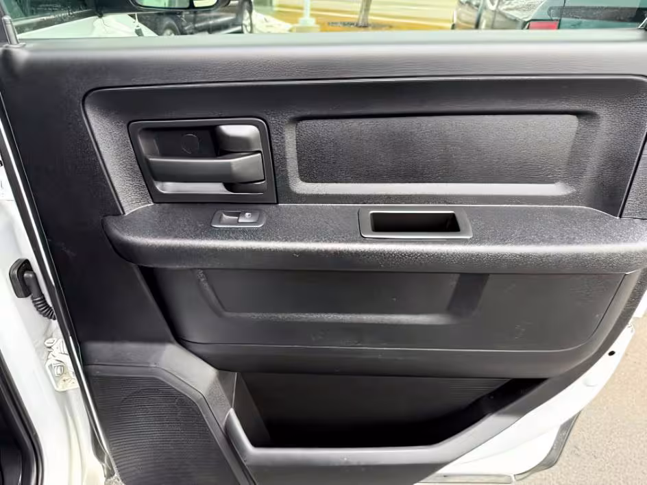 2018 Ram 3500 - 3C63R3GL0JG168598 - Image #20