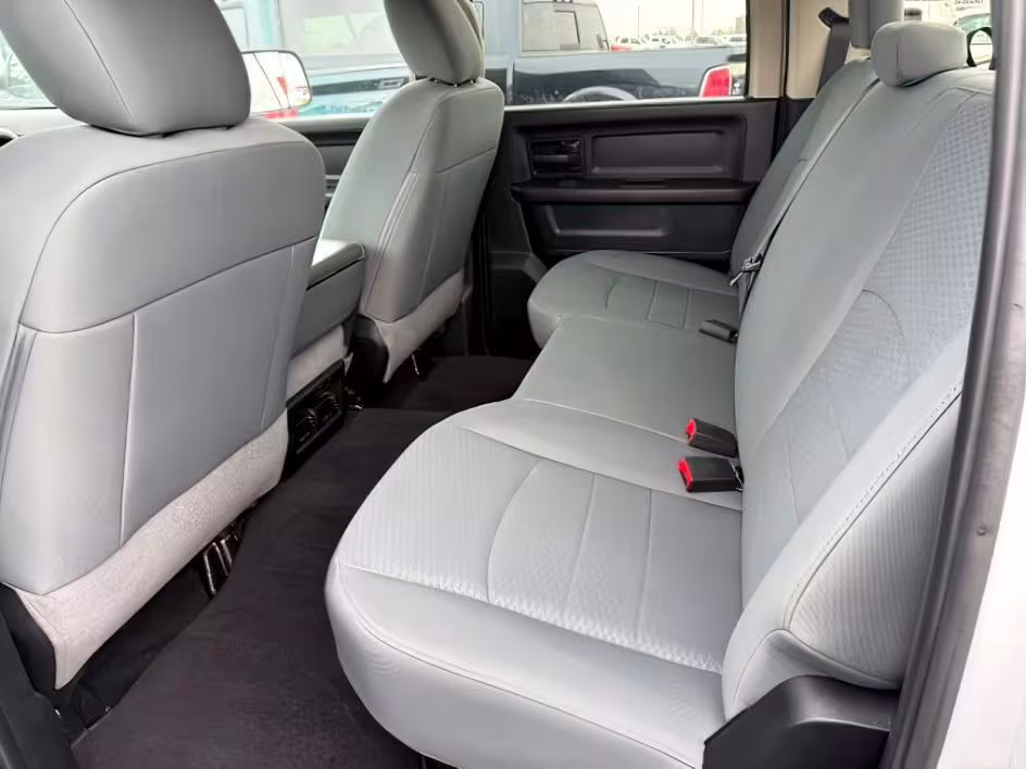 2018 Ram 3500 - 3C63R3GL0JG168598 - Image #21
