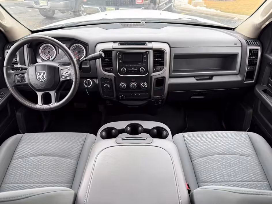 2018 Ram 3500 - 3C63R3GL0JG168598 - Image #23