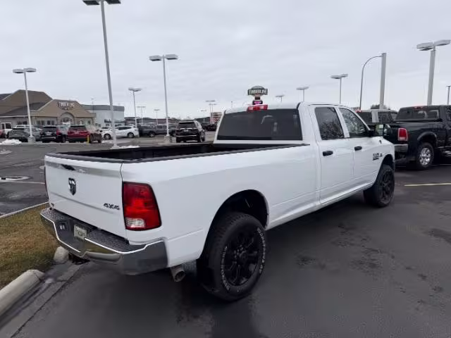 2018 Ram 3500 - 3C63R3GL0JG168598 - Image #32