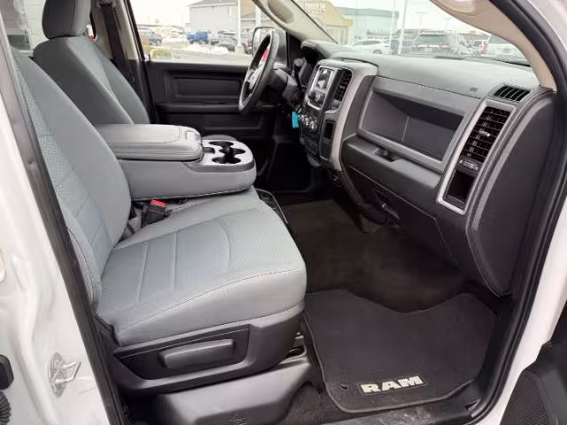 2018 Ram 3500 - 3C63R3GL0JG168598 - Image #41