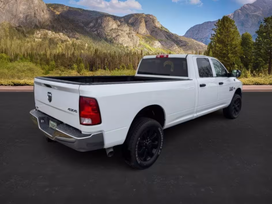 2018 Ram 3500 - 3C63R3GL0JG168598 - Image #5