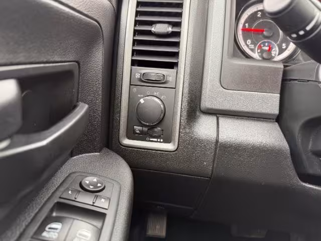2018 Ram 3500 - 3C63R3GL0JG168598 - Image #52