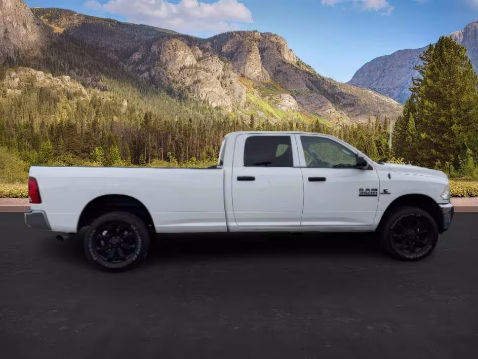 2018 Ram 3500 - 3C63R3GL0JG168598 - Image #6