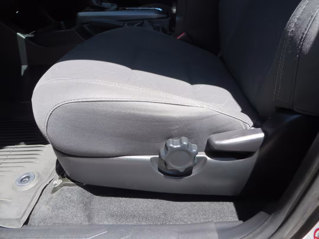 2018 Toyota Tacoma - 3TMCZ5AN1JM172725 - Image #19