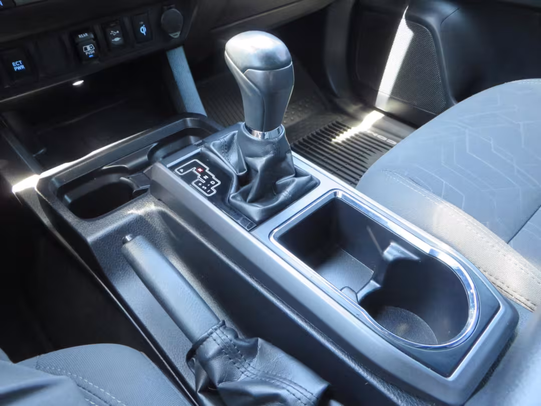2018 Toyota Tacoma - 3TMCZ5AN1JM172725 - Image #27