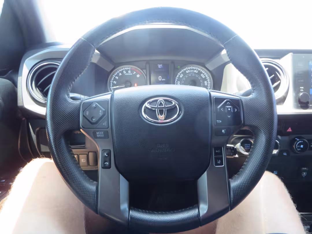 2018 Toyota Tacoma - 3TMCZ5AN1JM172725 - Image #30