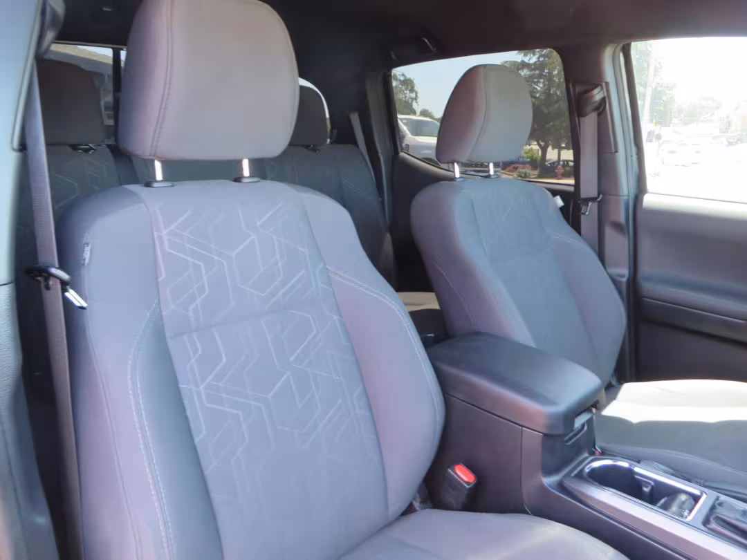 2018 Toyota Tacoma - 3TMCZ5AN1JM172725 - Image #45