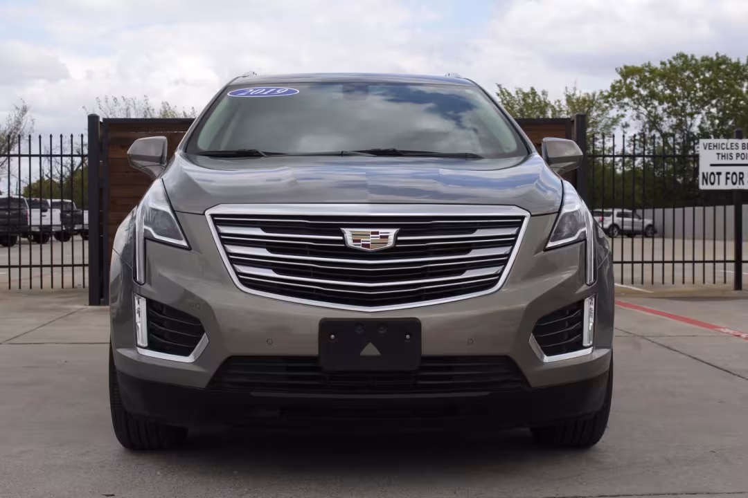 2019 Cadillac XT5 - 1GYKNERS8KZ111612 - Image #19