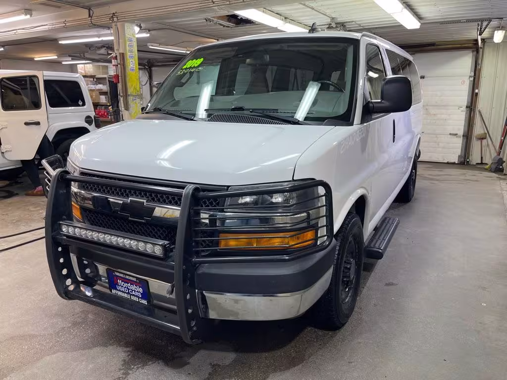2019 Chevrolet Express - 1GAZGMFG0K1277753 - Image #1