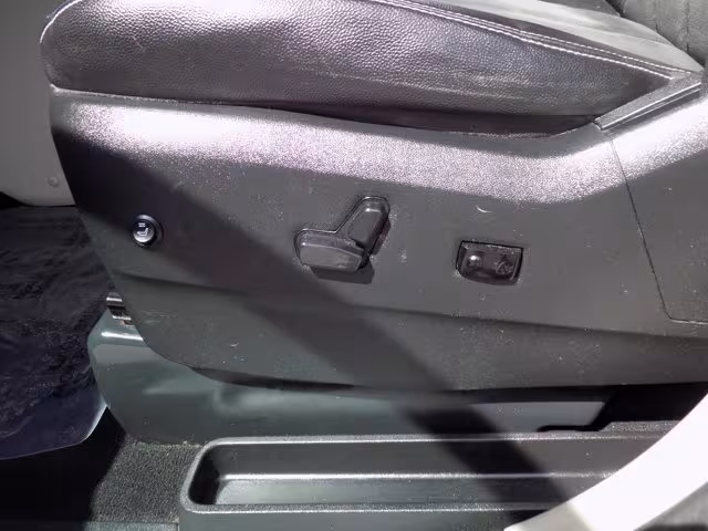 2019 Dodge Grand Caravan - 2C4RDGCG2KR610682 - Image #10