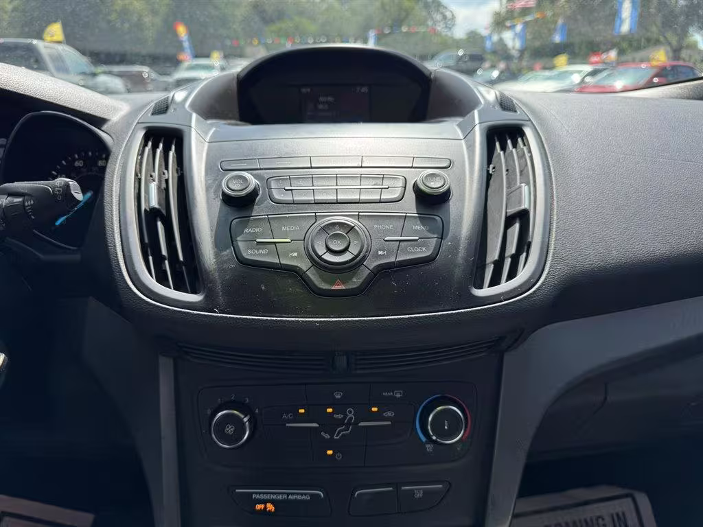 2019 Ford Escape - 1FMCU0F72KUA38438 - Image #12