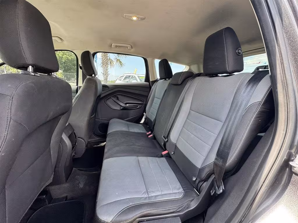 2019 Ford Escape - 1FMCU0F72KUA38438 - Image #25