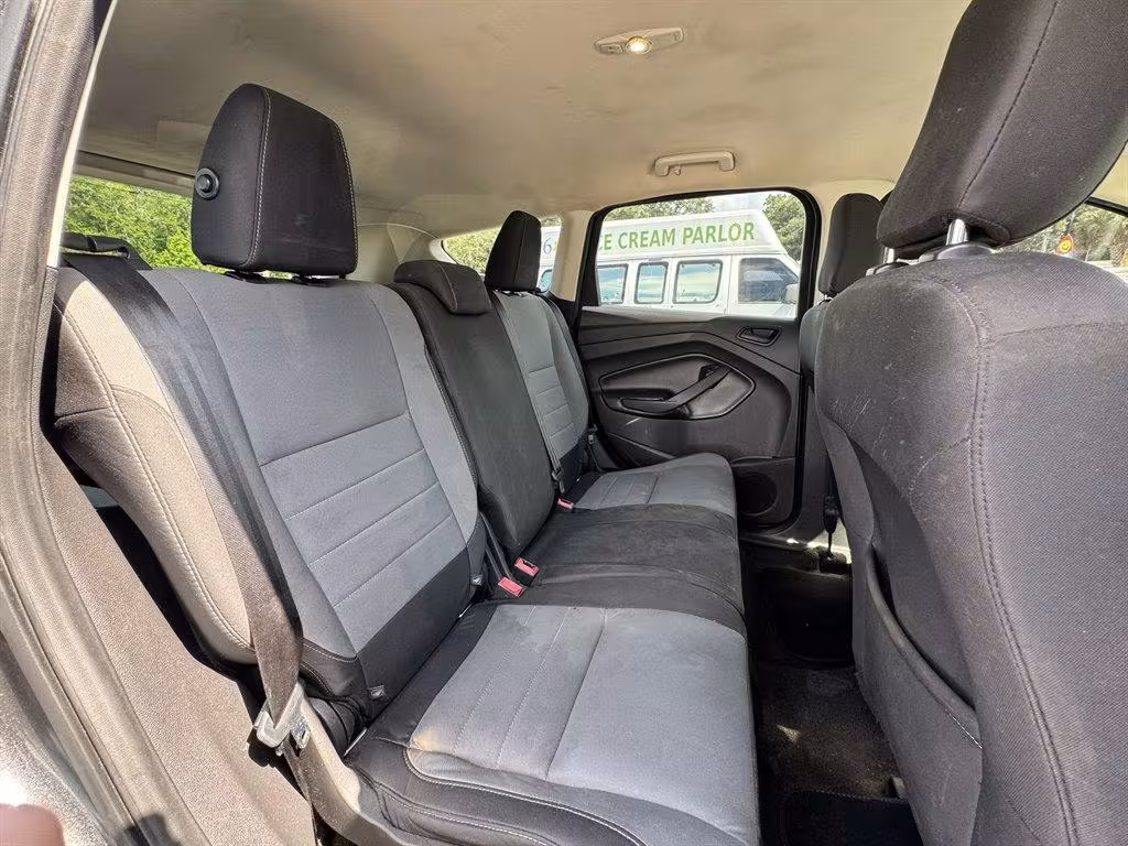 2019 Ford Escape - 1FMCU0F72KUA38438 - Image #27
