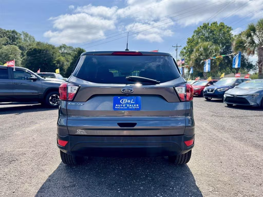 2019 Ford Escape - 1FMCU0F72KUA38438 - Image #5