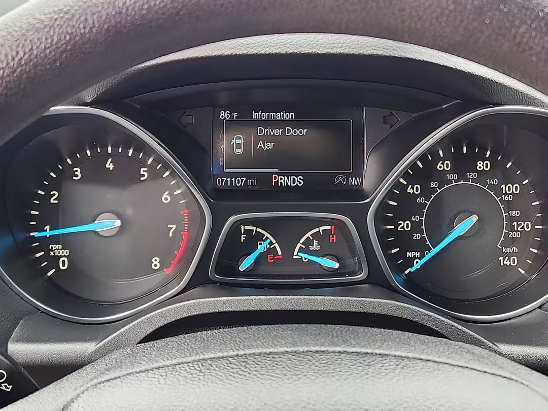 2019 Ford Escape - 1FMCU0GDXKUA24551 - Image #9