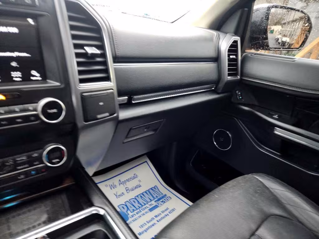 2019 Ford Expedition - 1FMJU1LT0KEA18133 - Image #17