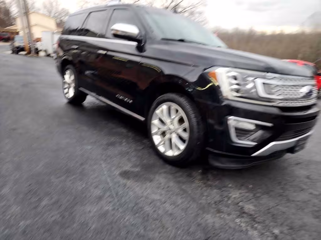 2019 Ford Expedition - 1FMJU1LT0KEA18133 - Image #2