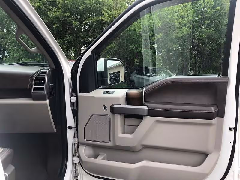 2019 Ford F-150 - 1FTEW1EG9KFA69639 - Image #21