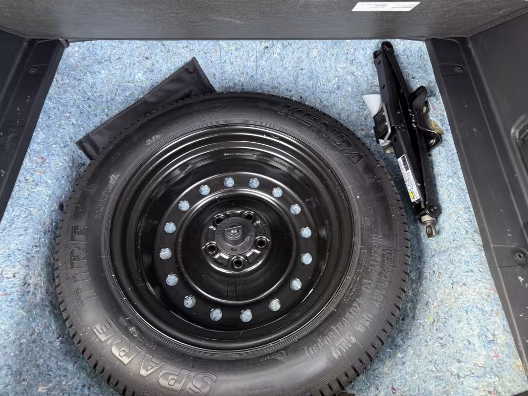 2019 Honda CR-V - 2HKRW6H30KH205038 - Image #32