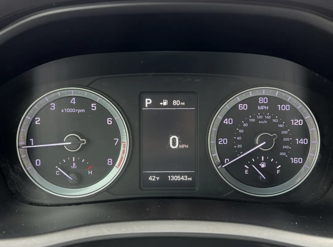 2019 Hyundai Sonata - 5NPE34AF4KH772823 - Image #2