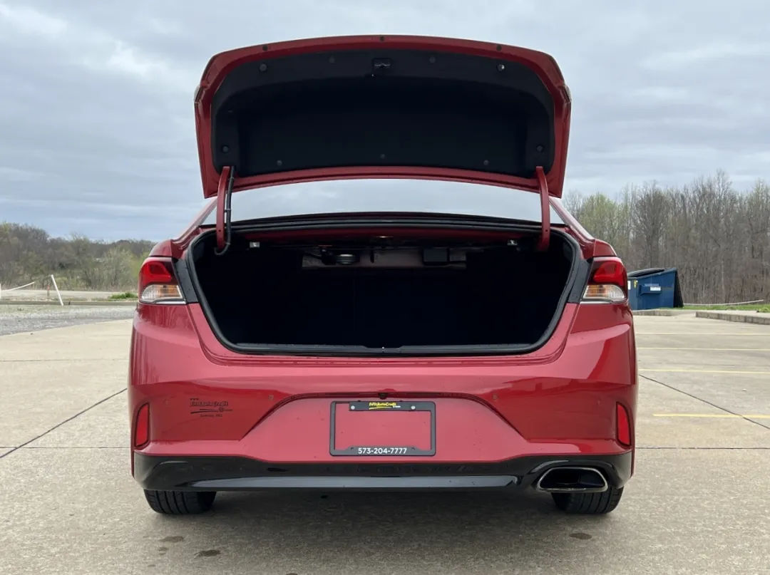 2019 Hyundai Sonata - 5NPE34AF4KH772823 - Image #21