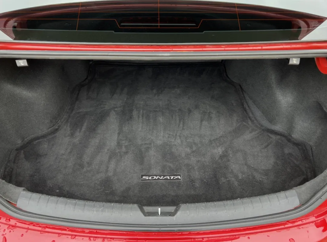 2019 Hyundai Sonata - 5NPE34AF4KH772823 - Image #22