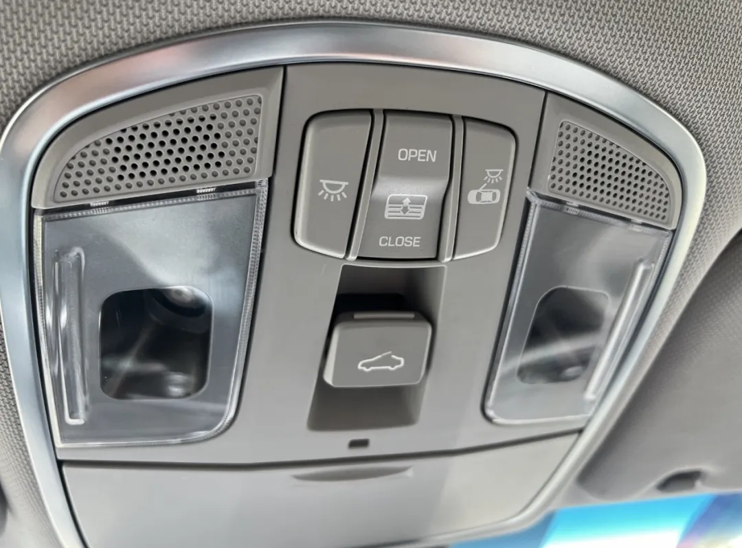 2019 Hyundai Sonata - 5NPE34AF4KH772823 - Image #33