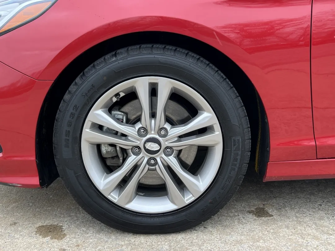 2019 Hyundai Sonata - 5NPE34AF4KH772823 - Image #37