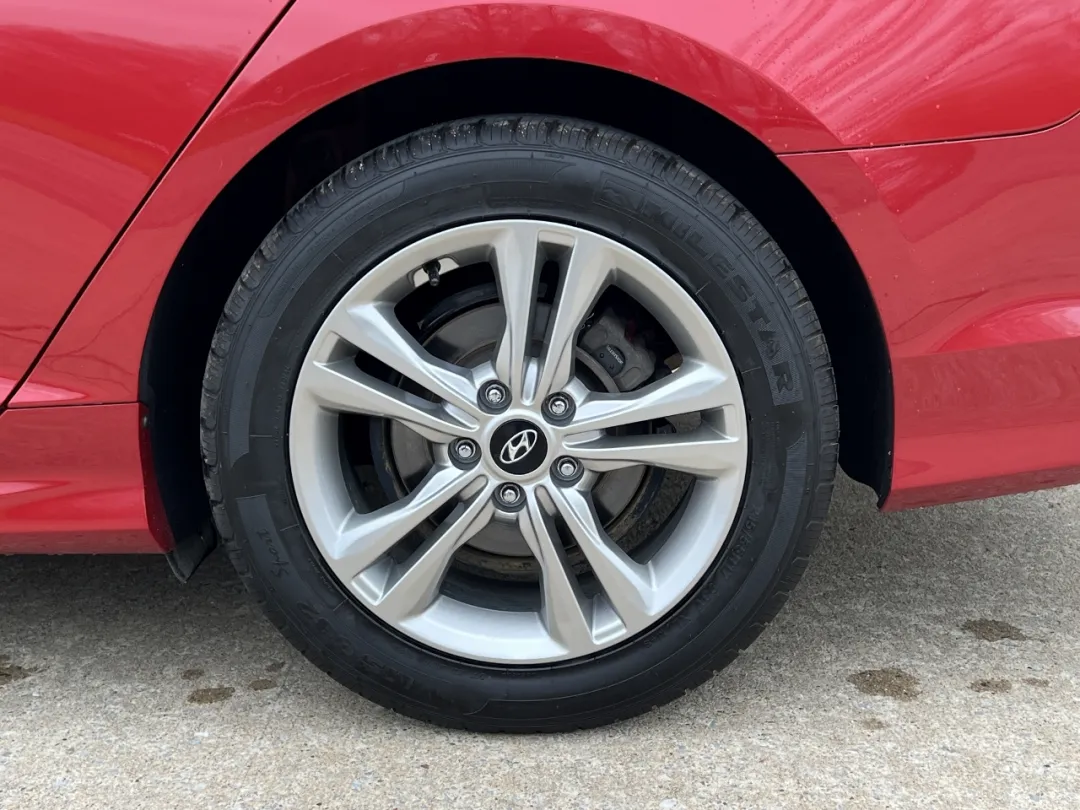 2019 Hyundai Sonata - 5NPE34AF4KH772823 - Image #39