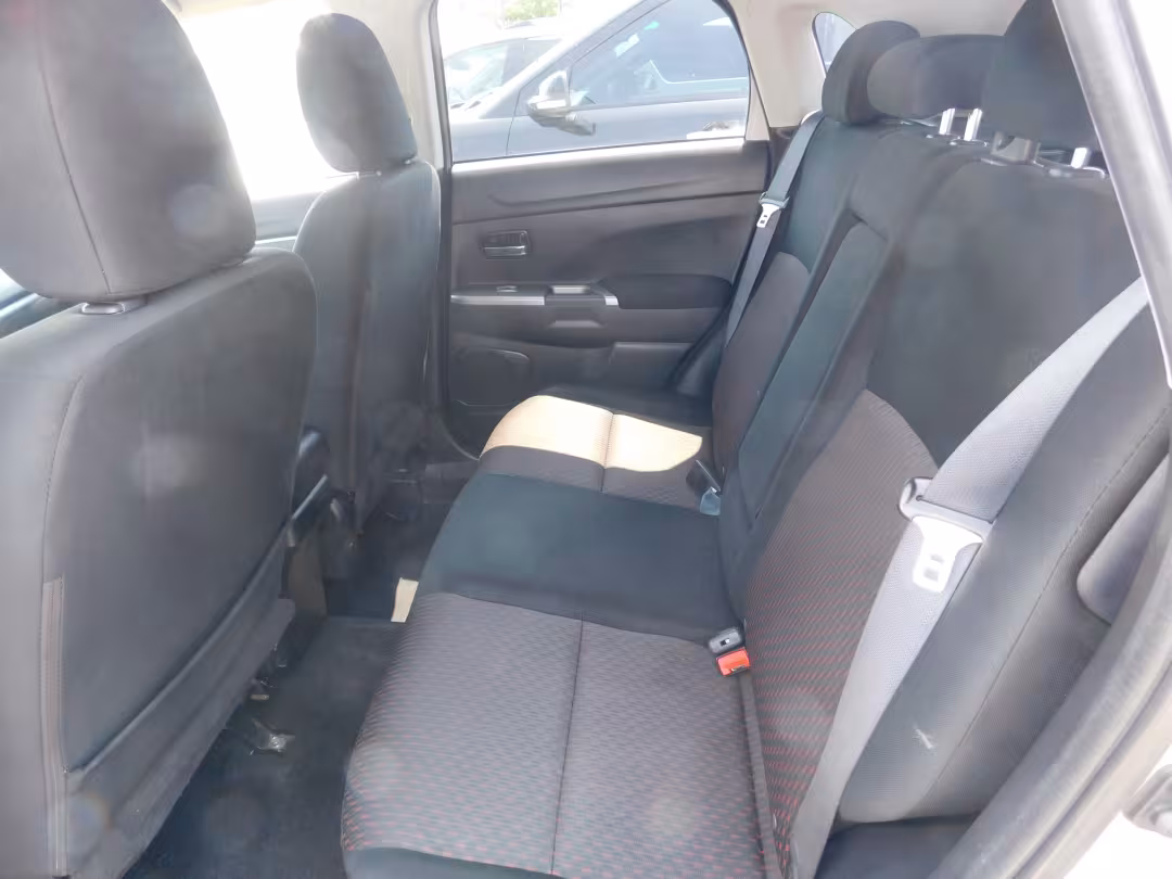 2019 Mitsubishi Outlander Sport - JA4AP3AU7KU017595 - Image #7