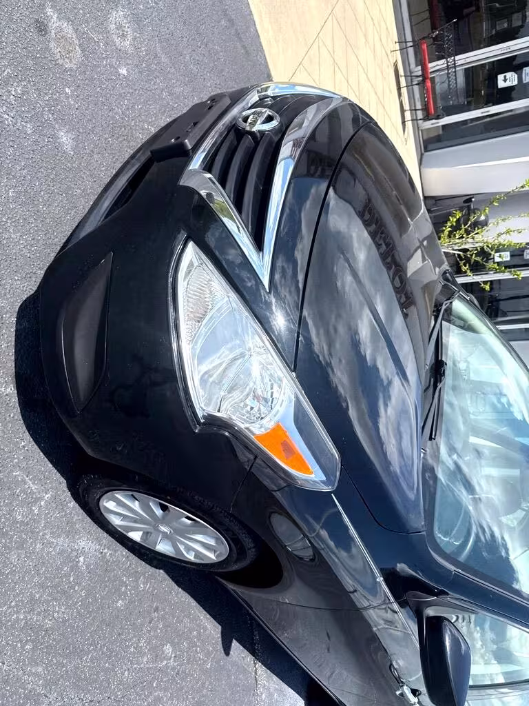 2019 Nissan Versa - 3N1CN7AP5KL872315 - Image #1