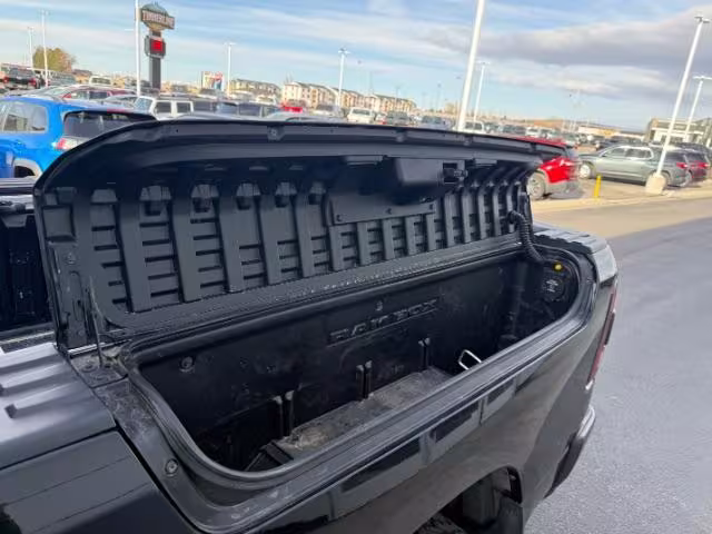 2019 Ram 1500 - 1C6SRFLT0KN821653 - Image #10