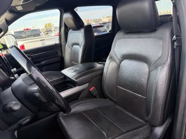 2019 Ram 1500 - 1C6SRFLT0KN821653 - Image #15
