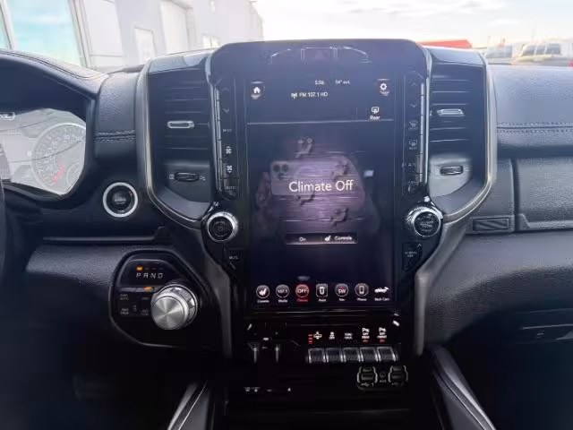 2019 Ram 1500 - 1C6SRFLT0KN821653 - Image #23