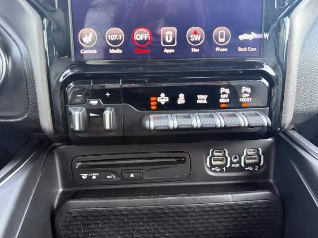 2019 Ram 1500 - 1C6SRFLT0KN821653 - Image #24