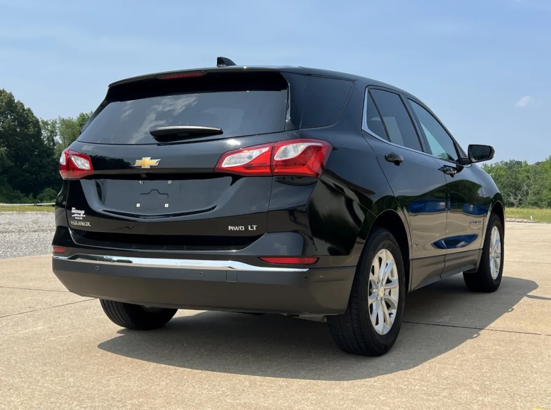 2020 Chevrolet Equinox - 2GNAXTEV6L6189021 - Image #11