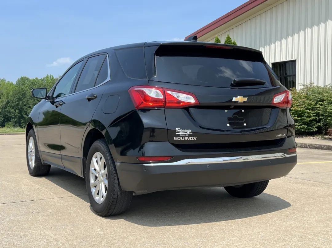 2020 Chevrolet Equinox - 2GNAXTEV6L6189021 - Image #12